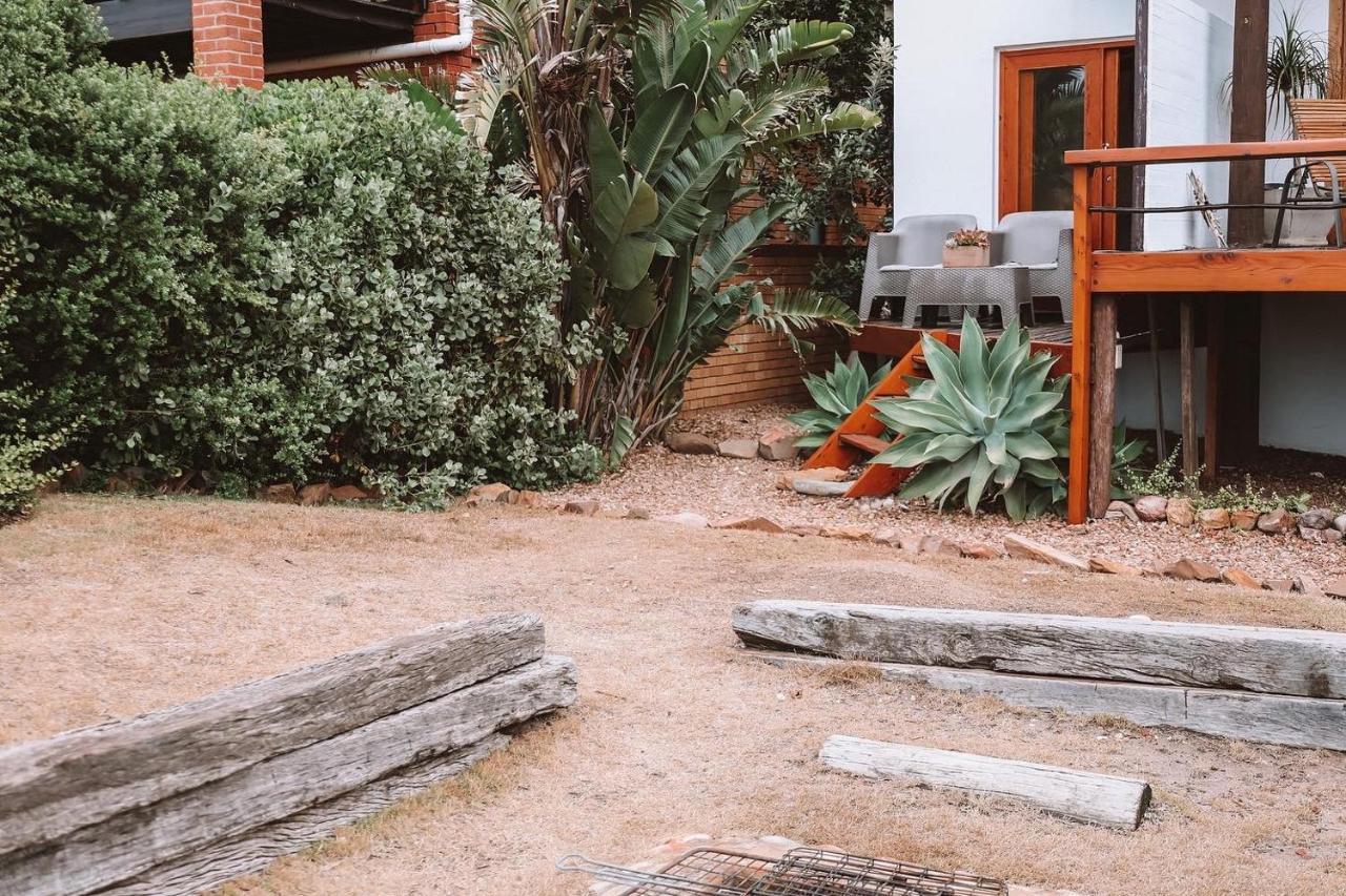 Dreamland Beach House & Studios At Supertubes Jeffreys Bay Exteriör bild