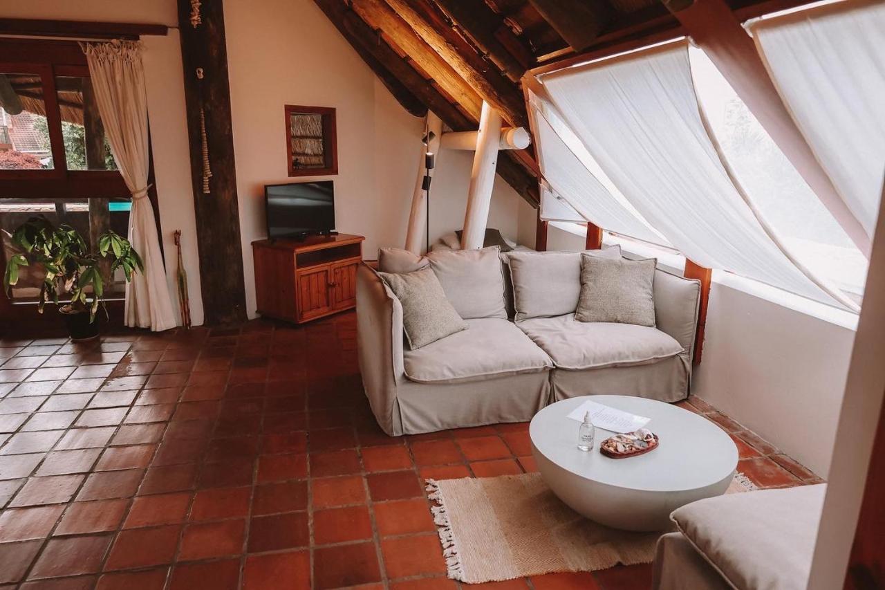 Dreamland Beach House & Studios At Supertubes Jeffreys Bay Exteriör bild